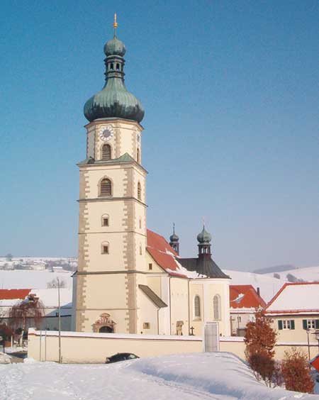 Die Wallfahrtskirche von Neukirchen b. Hl. Blut